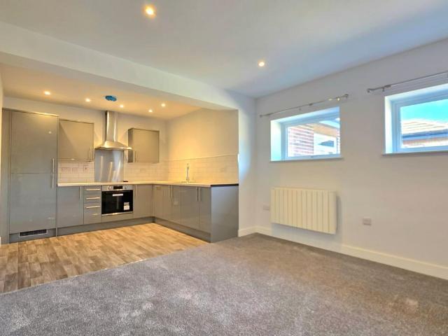 Park Road, Worsborough, S70 1 bed flat to rent £950 pcm £219 pw
