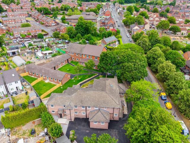 Park Road, Worsborough S70, 2 bed flat to rent, £875 pcm | PrimeLocation