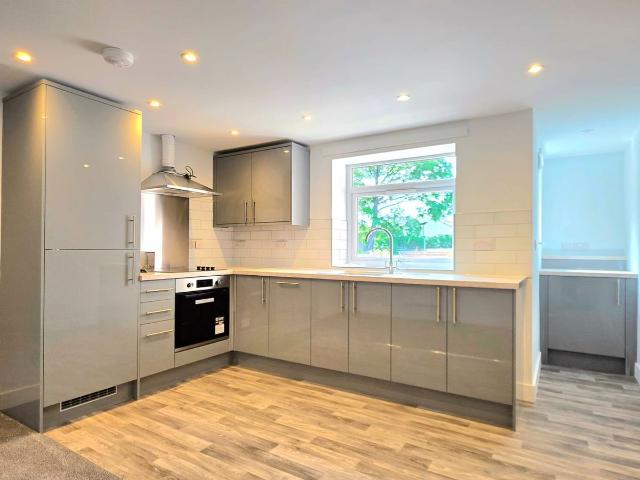 Park Road, Worsborough S70, 2 bed flat to rent, £850 pcm | PrimeLocation