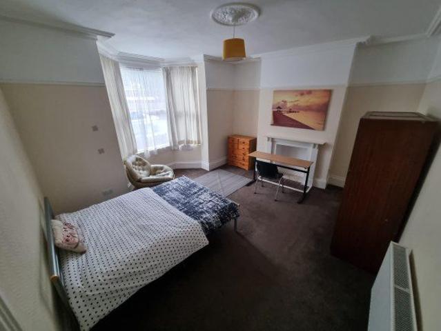 Park Road West, Wolverhampton WV1, 6 bed shared accommodation to rent, £490 pppm | PrimeLocation