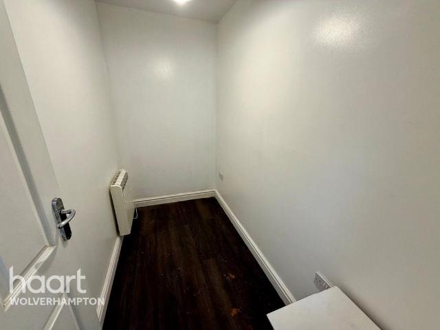 Park Road West, WOLVERHAMPTON 1 bed apartment to rent £900 pcm £208 pw