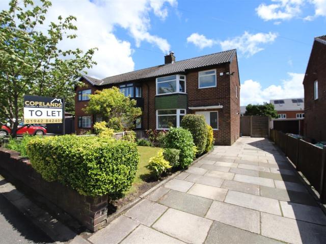 Park Road, Westhoughton BL5, 3 bed semi detached house to rent, £1,200 pcm | PrimeLocation