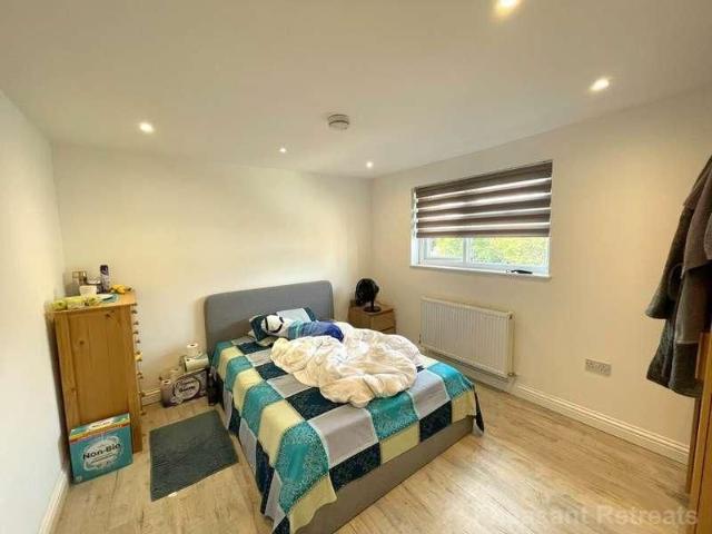 Park Road, Witney, OX28