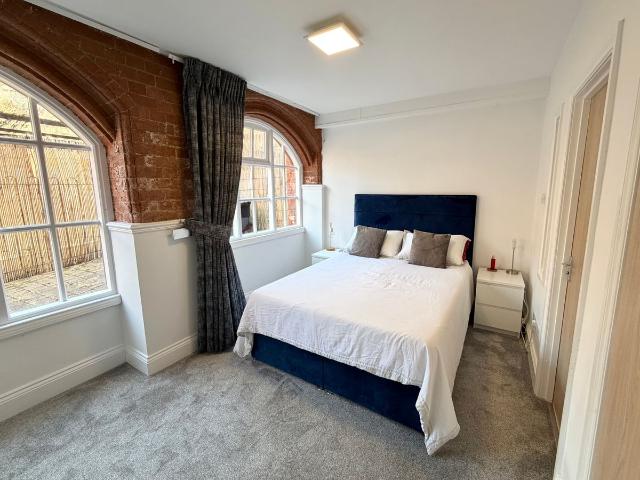 Park Row, Nottingham NG1, 1 bed flat to rent, £1,100 pcm | PrimeLocation