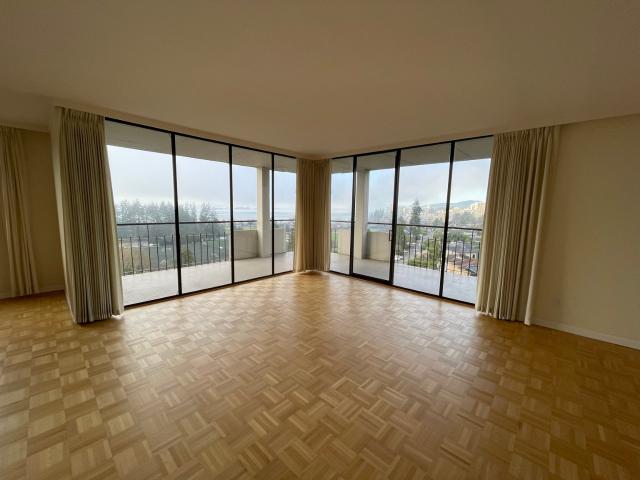 Park Royal Towers Three Bedroom 1 Apartment for Rent