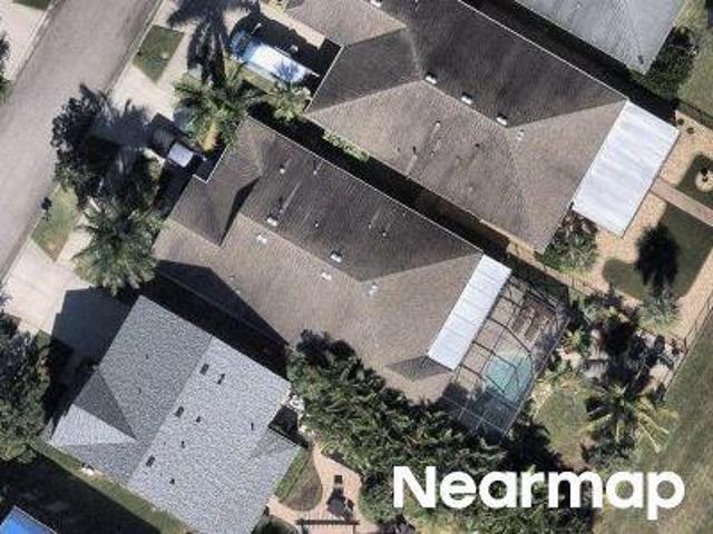 Park Strand Dr