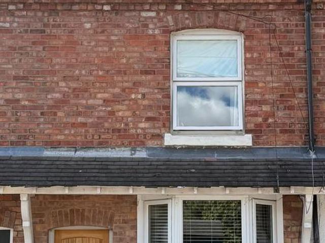 Park Street, Tamworth, B79 3 bed terraced house to rent £1,100 pcm £254 pw