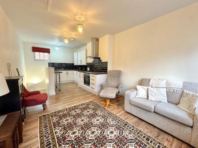 Park Street, Weymouth DT4, 2 bed link detached house to rent, £1,050 pcm | PrimeLocation