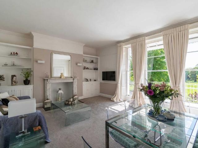 Park Street, Bath 2 bed apartment to rent £2,000 pcm £462 pw
