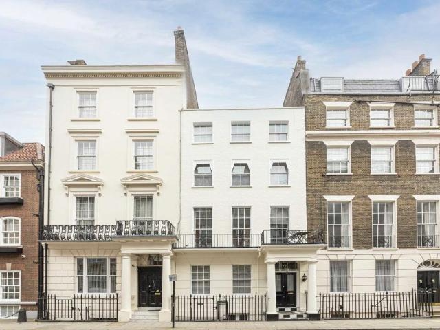 Park Street, London W1K 4 bed terraced house to rent £14,083 pcm £3,250 pw