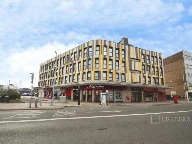 Park Street, Luton, Bedfordshire, LU1 1 bed flat to rent £975 pcm £225 pw