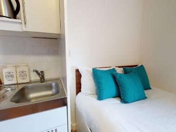 Park Street, Luton LU1, Studio to rent, £720 pcm | PrimeLocation