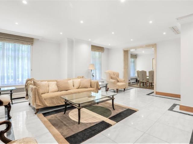 Park Street, Park Lane, Mayfair, W1K 3 bed apartment to rent £6,500 pcm £1,500 pw
