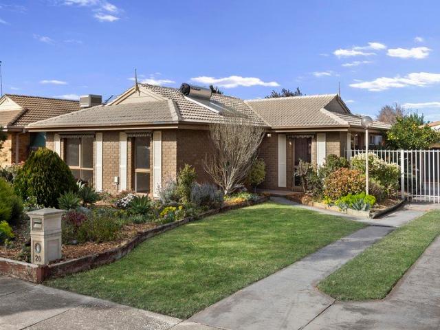Park, Schools, Shopping and Public Transport all at your doorstep!