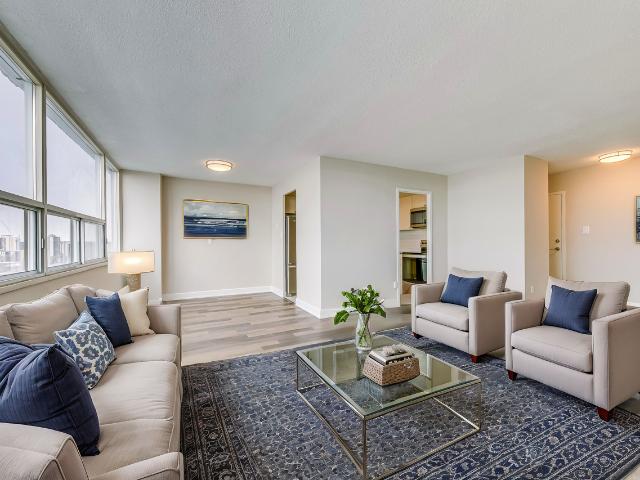 Park Terrace I 3 Bedroom Apartment for Rent at 199 Queen Mary Dr, Oakville, ON L6K 3K7 Central Oakville