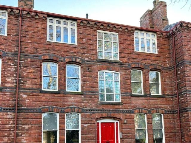 Park Terrace, Merseyside L22 2 bed apartment to rent £925 pcm £213 pw