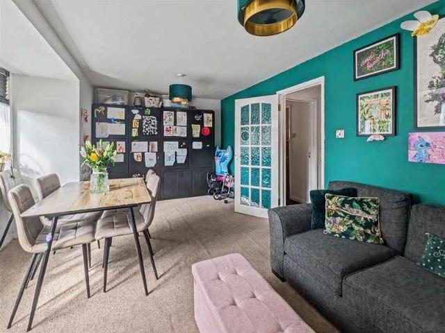 Park Terrace, Westcliff On Sea, Essex, SS0
