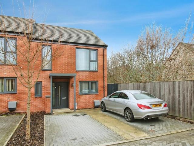 Park View, Castleford WF10 2 bed end of terrace house to rent £1,200 pcm £277 pw