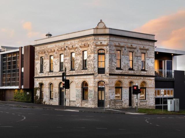'Park View' c1872 Lifestyle appeal and long term investment potential