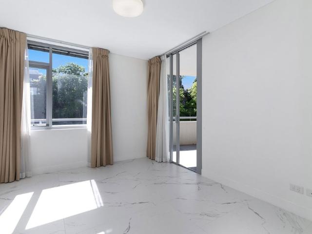 Park View I Grand Layout I Central Living Design