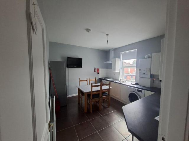 Park View, Whitley Bay NE26, 1 bed flat to rent, £650 pcm | PrimeLocation