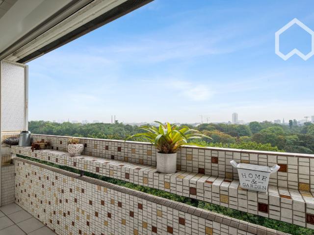 Park view with cathedral, Koln Amsterdam Apartments for Rent