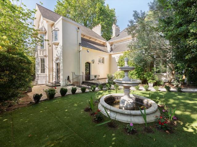 Park Village West, London, NW1 5 bed semi detached house to rent £15,999 pcm £3,692 pw