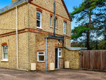Huntingdonshire, East of England - Equipped kitchen