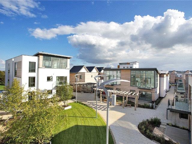 Park Way, Newbury, Berkshire RG14, 2 bed flat to rent, £1,350 pcm | PrimeLocation