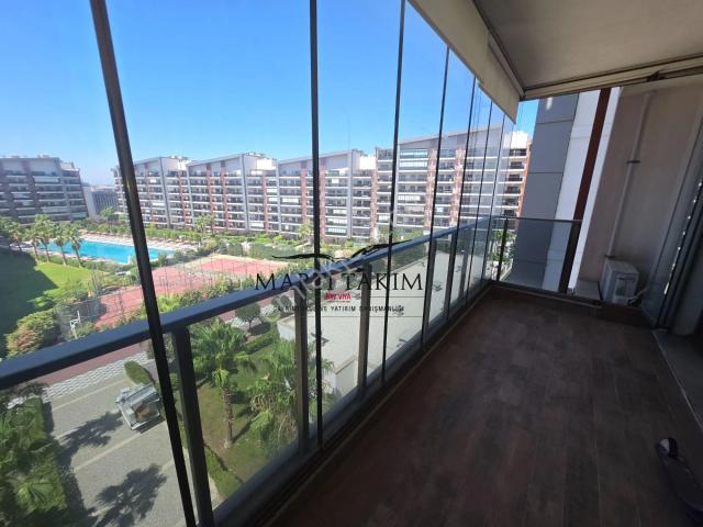 Park Yaşam Ataşehir Site Komşunuz Aytuğ Türkeköle 1+1 Eşyalı