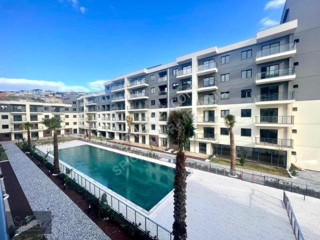 Park Yaşam Atlantis Havuz Cephe 1+1 Kiralık Daire