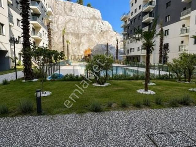 Park Yaşam Atlantis'te Kiralık 1+1
