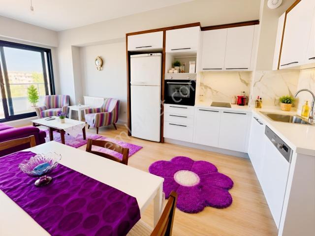 Park Yaşam Bornovada Deniz Manzaralı Eşyalı 1+1 Daire