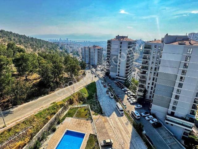 Park Yaşam Santorinide Deniz Manzaralı Eşyalı 1+1 Satılık Daire
