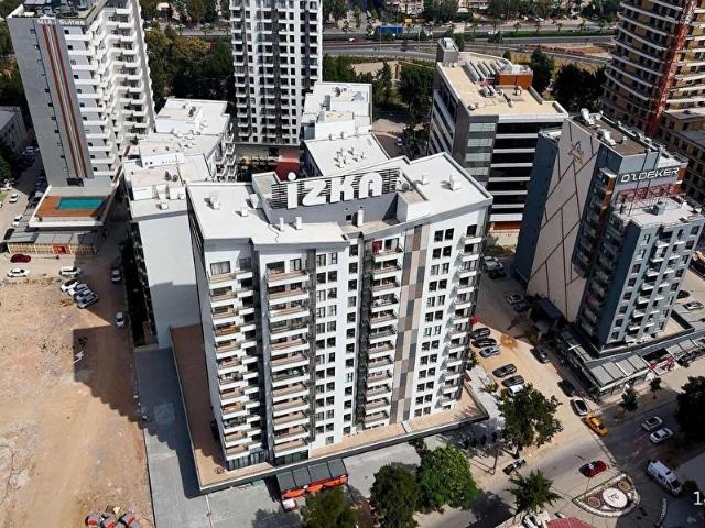 PARK YAŞAM YAŞAR VE EGE ÜNİ YANI SATILIK TERASLI 2+1 DAİRE
