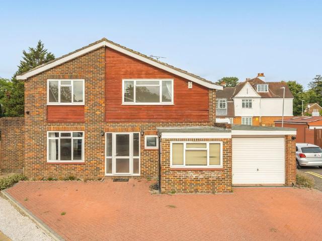 Parkgate Close, Kingston Upon Thames KT2, 4 bed detached house to rent, £5,750 pcm | PrimeLocation