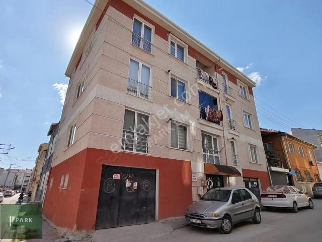 Parkgayrimenkulden Şirintepede Satılık Balkonlu Eşyalı 1+1 Daire