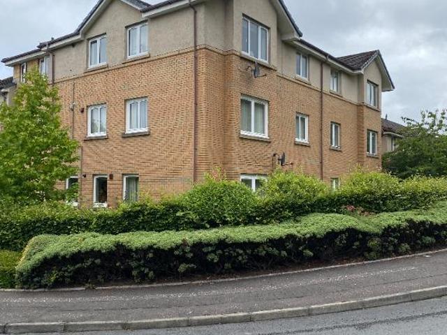 Parkgrove Loan, Clermiston. 2 bed flat to rent £1,325 pcm £306 pw