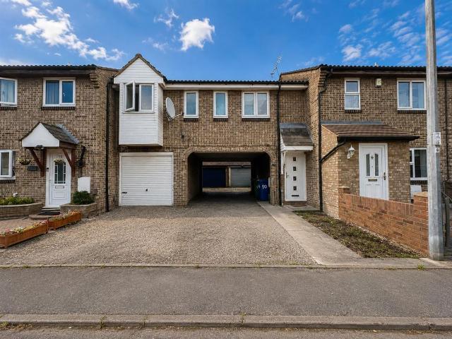 Parker Avenue, Tilbury RM18, 1 bed terraced house to rent, £1,150 pcm | PrimeLocation