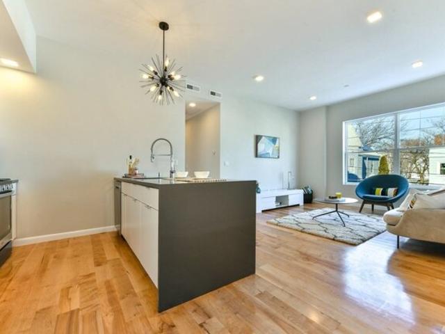 Parker St Unit,chelsea, Condo For Sale