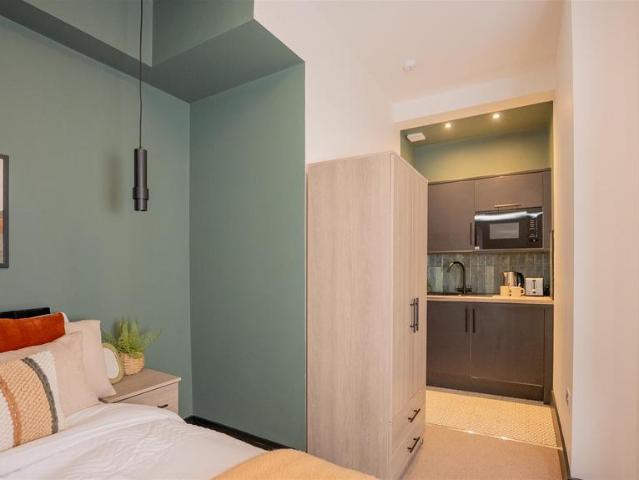 Parker Street, Warrington WA1 Studio to rent £775 pcm £179 pw