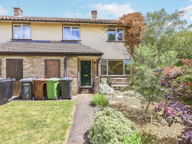 Parker Road, Wittering, Peterborough. 2 bed terraced house to rent £900 pcm £208 pw