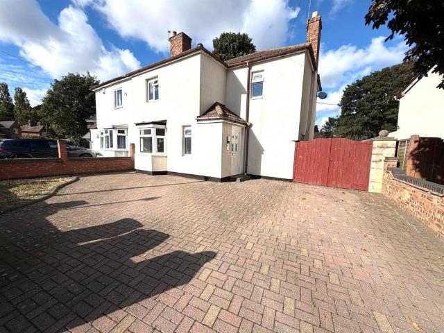 Parkfield Crescent, Parkfields. 3 bed semi detached house to rent £1,100 pcm £254 pw