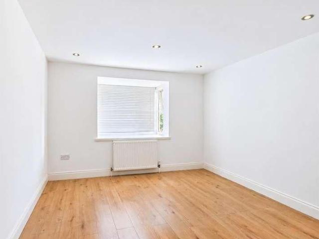 Parkfield Avenue, Harrow, HA2