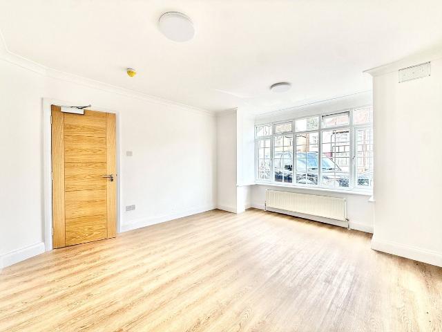 Parkfield Avenue, Hillingdon, Uxbridge UB10, 5 bed end terrace house to rent, £2,800 pcm | PrimeLocation