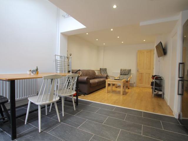 Parkfield Place, Cardiff CF14, 4 bed terraced house to rent, £2,240 pcm | PrimeLocation