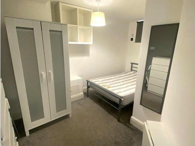 Parkfield Place, Cardiff CF14, 6 bed terraced house to rent, £2,970 pcm | PrimeLocation