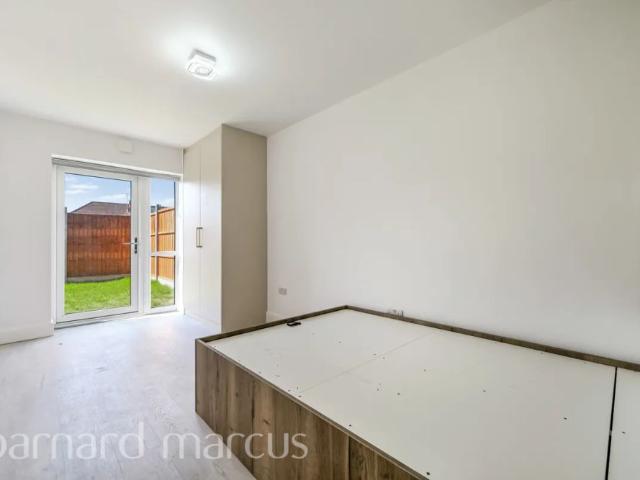 Parkfield Road