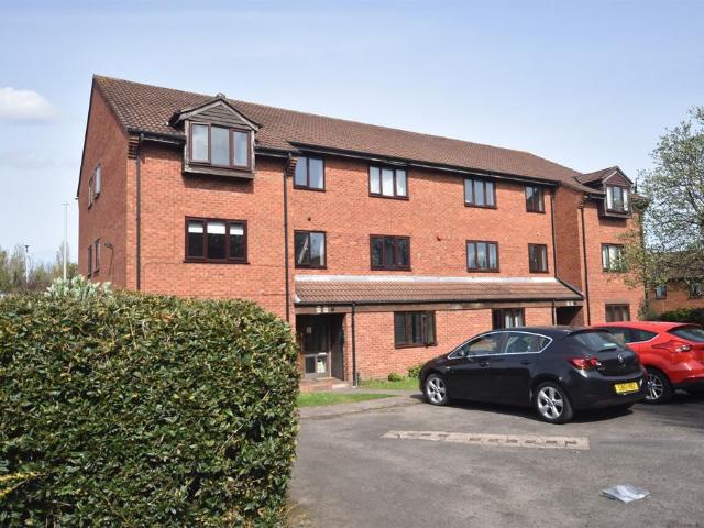 Parkfield Road, Wolverhampton 2 bed flat to rent £875 pcm £202 pw