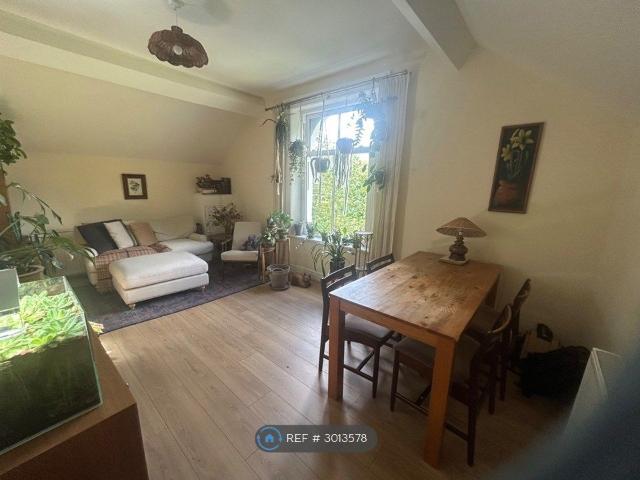 Parkfield Road, Aigburth, Liverpool L17, 1 bed flat to rent, £950 pcm | PrimeLocation